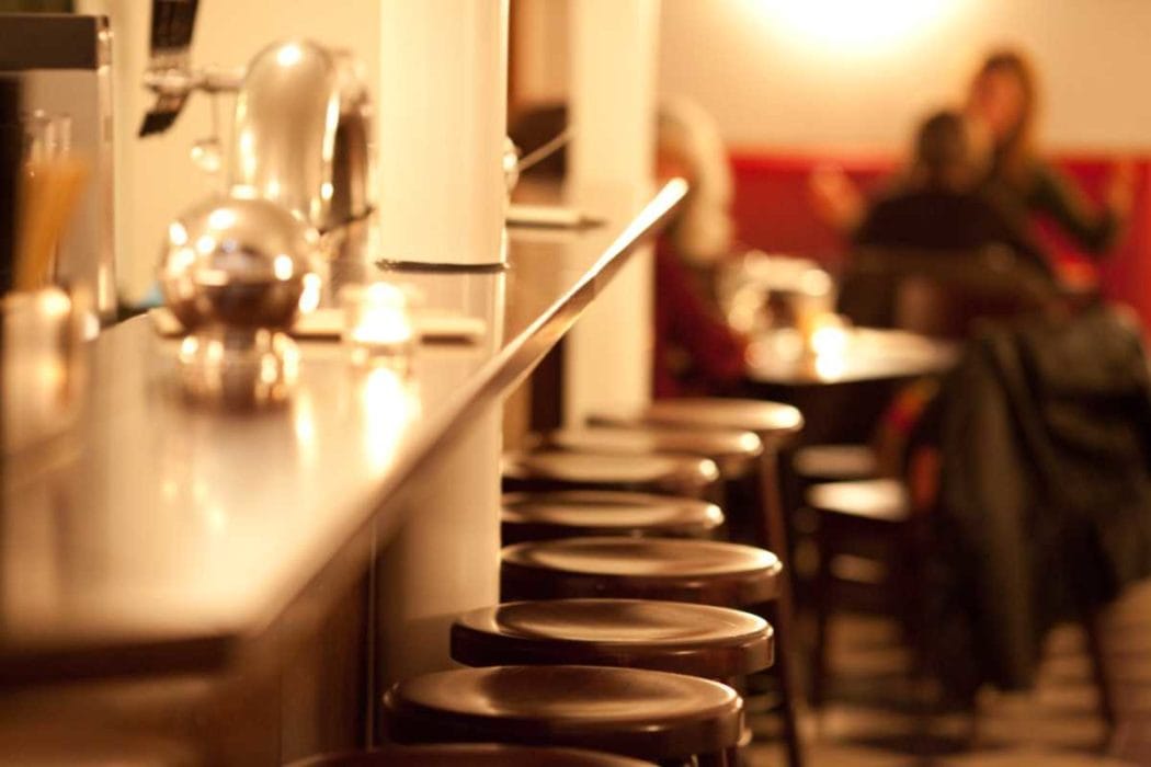 Bar + Café Esprit - Tresen
