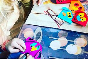 Spielend Lernen - Kreativ-Angebote der Kids First Academy | Gänseliesel-Fest 2023 (Bild: Kids First Academy)
